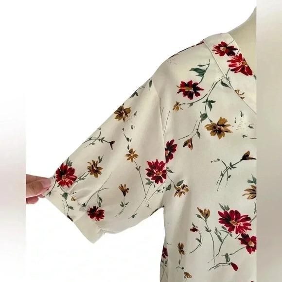 Sienna Sky Women Floral Blouse Short Ballon Sleeve Size‎ M - Picture 4 of 7